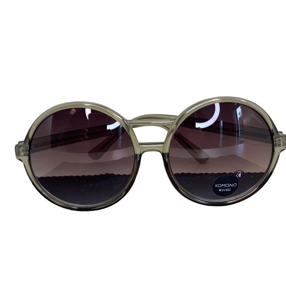 New sunglasses Komono sunglasses coco black smoke